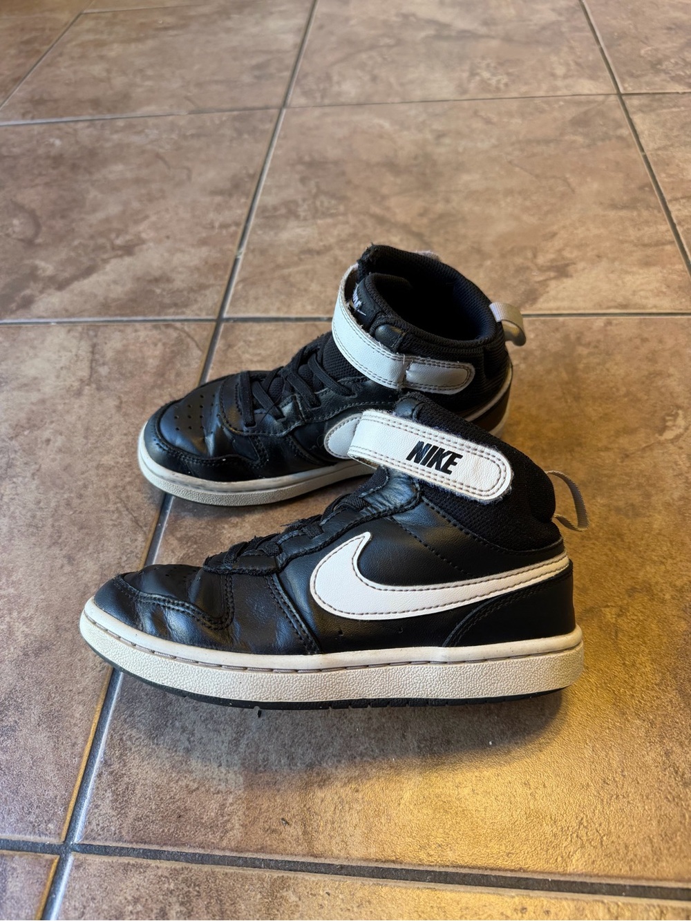 Kids Nike high tops